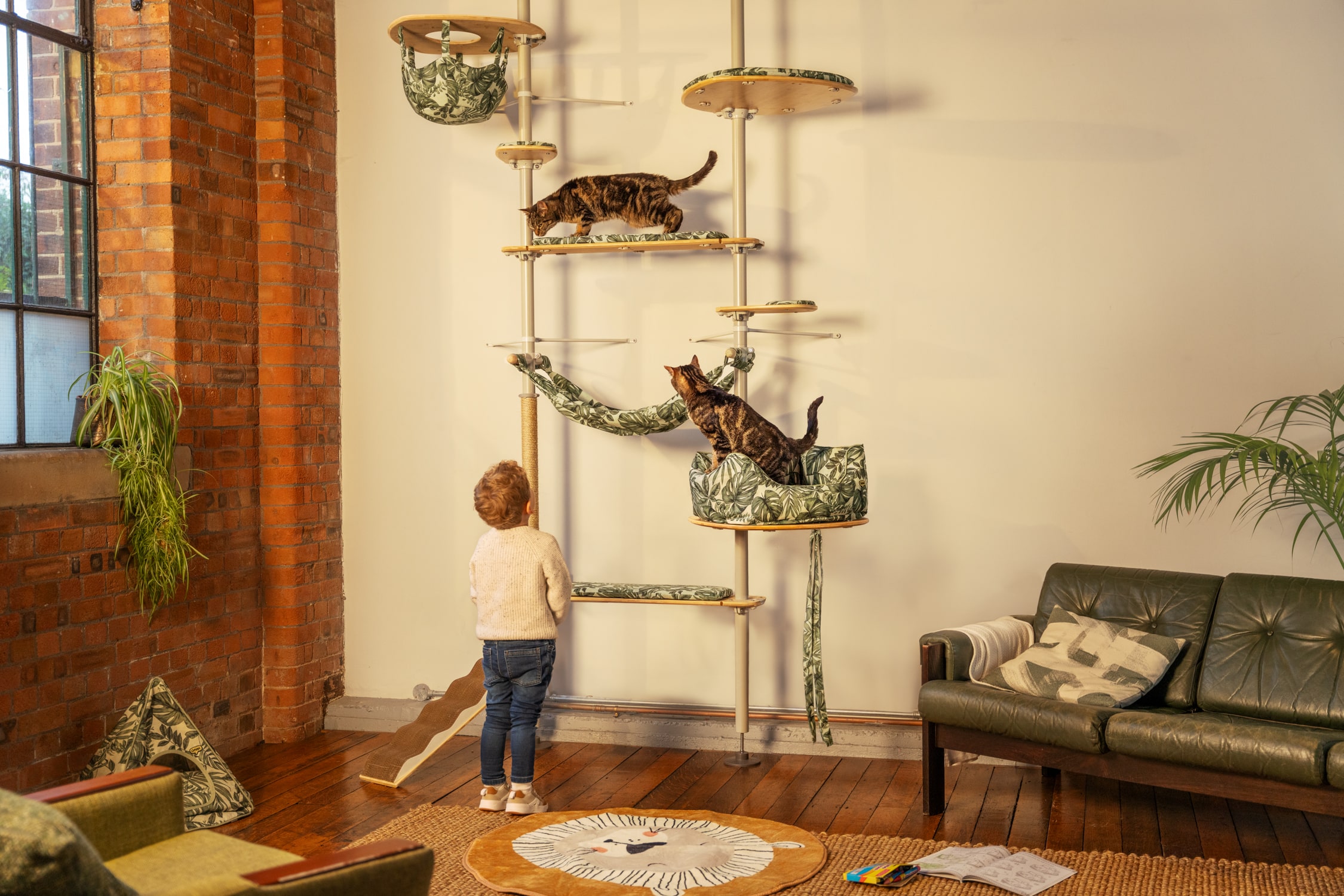 Katträdet Freestyle för inomhusbruk secret garden